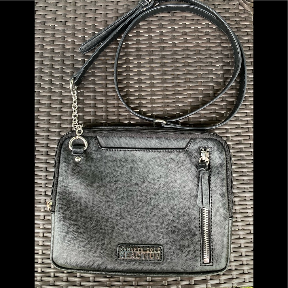 Kenneth Cole Reaction Black Crossbody bag/ purse